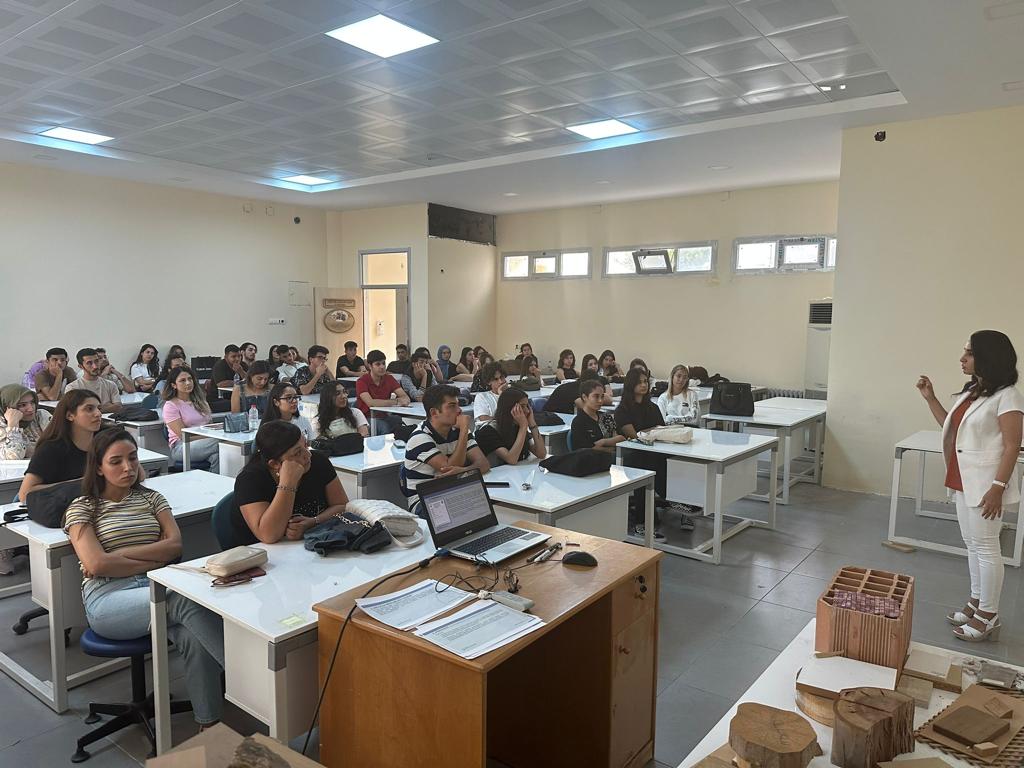 PEYZAJ MİMARLARI ODASI GELECEĞİN PEYZAJ MİMARLARIYLA BULUŞUYOR/ ÇUKUROVA ÜNİVERSİTESİ