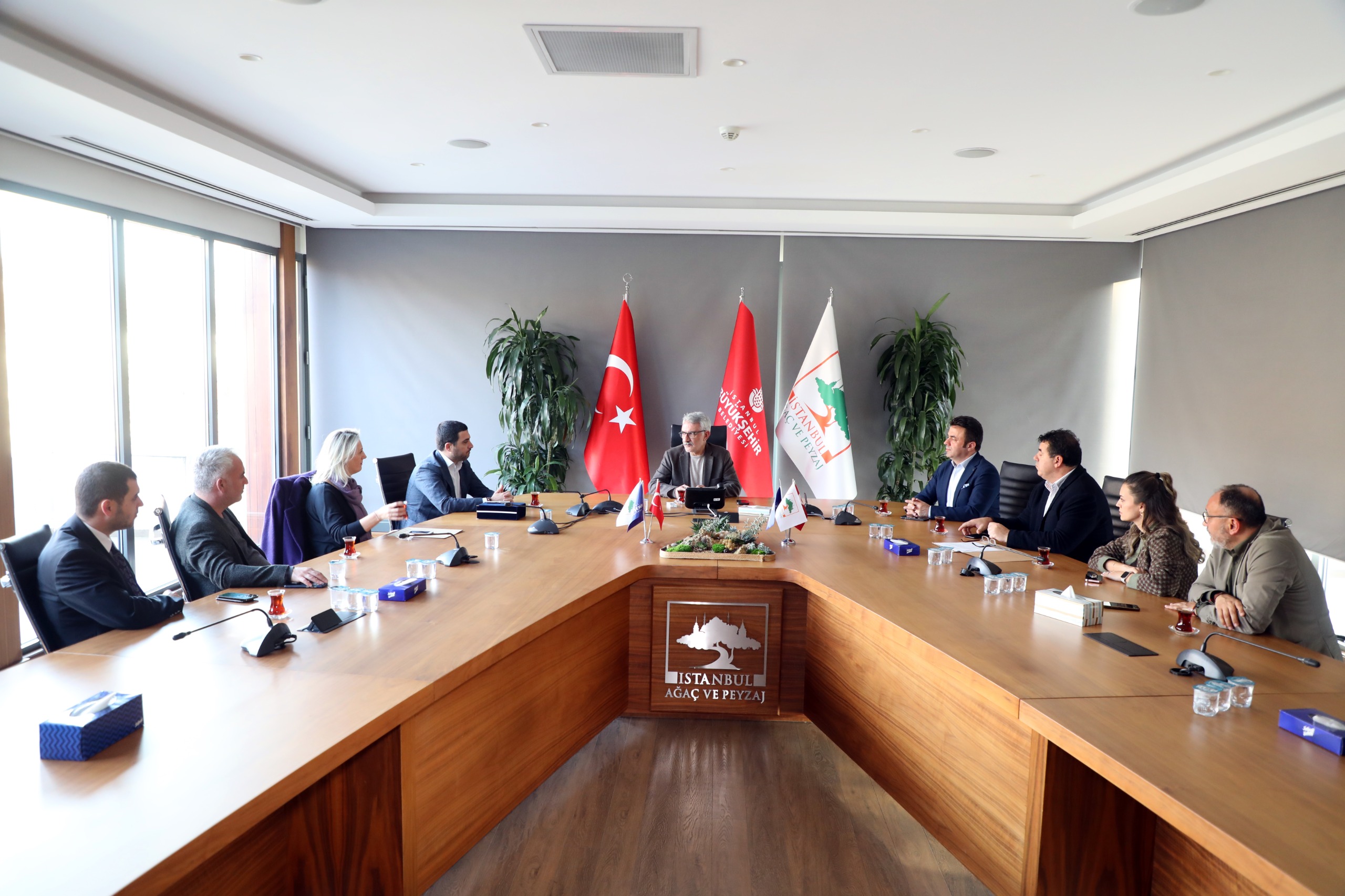 İSTANBUL AĞAÇ VE PEYZAJ A.Ş. ILE MESLEKİ VE TEKNİK IŞ BİRLİĞİ PROTOKOLÜ İMZALANMIŞTIR