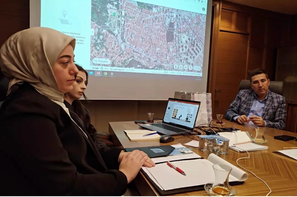 TOPLANTI I KENTSEL DÖNÜŞÜM TOPLANTISINA KATILIM SAĞLANDI. 