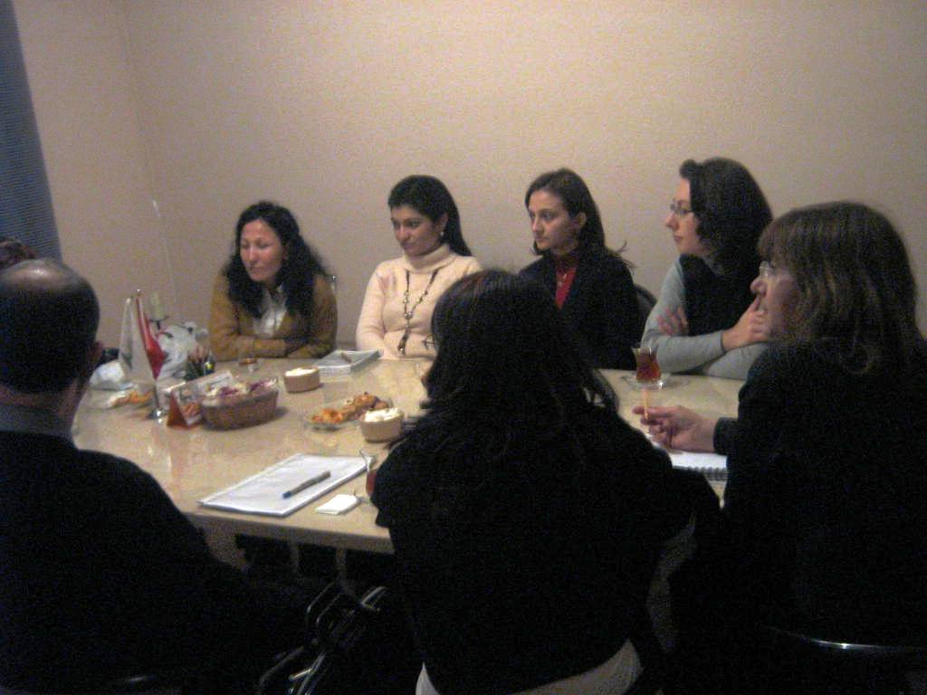 KAMUDA ÇALIŞAN ÜYELERİMİZLE BİRARAYA GELDİK