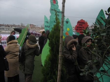 "KUŞDİLİ ÇAYIRI YEŞİL KALSIN" 
GAZETE KADIKÖY 
27.02.2009