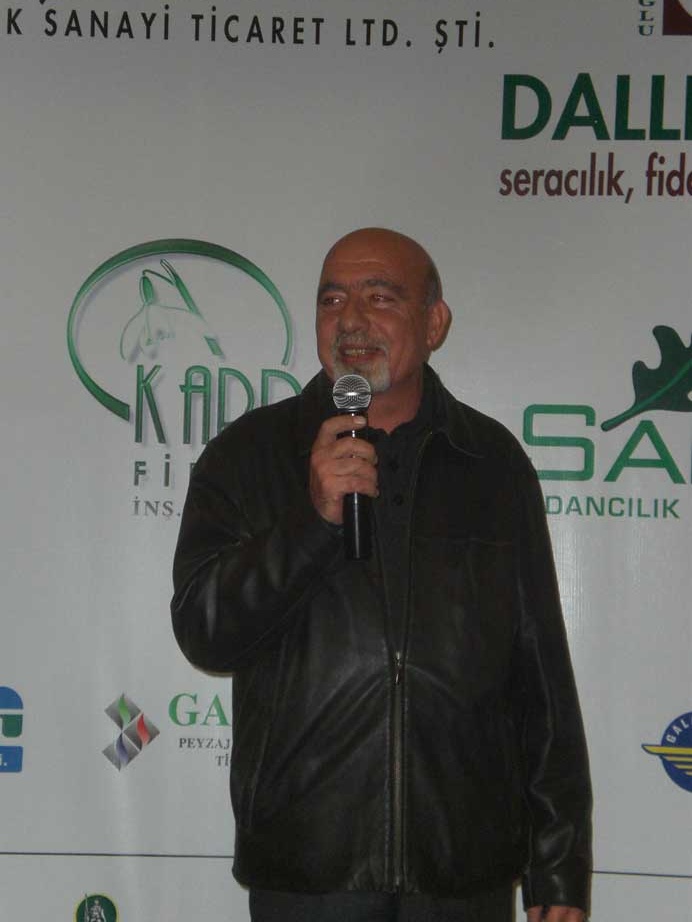 V. ÖDEMİŞ SÜS BİTKİLERİ SERGİSİ YAPILDI.