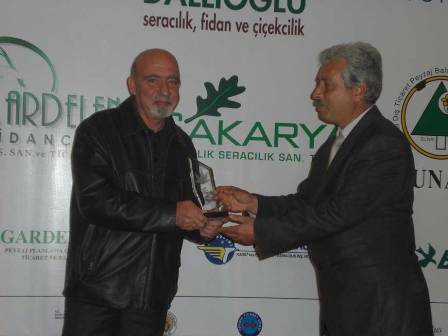 V. ÖDEMİŞ SÜS BİTKİLERİ SERGİSİ YAPILDI