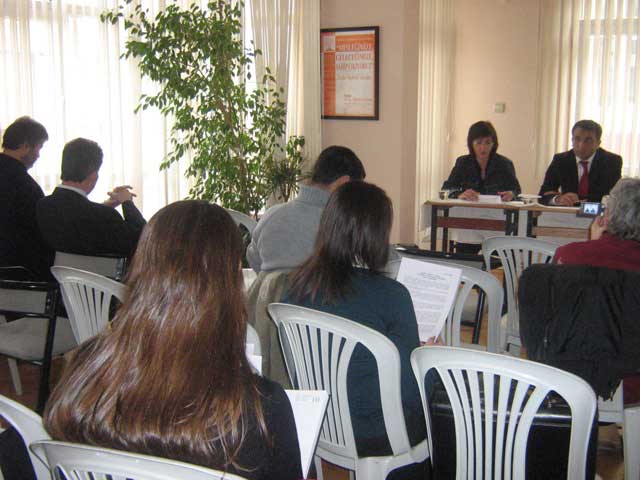 " MADEN LOBİSİ BASTIRDI,
YÜRÜTME YÖNETMELİĞİ DEĞİŞTİRDİ, 
YARGI DURDURDU "
