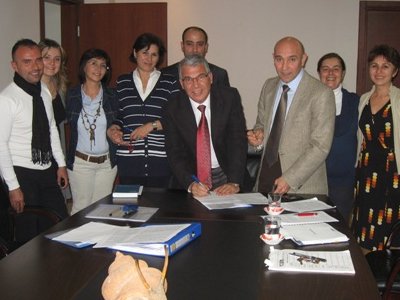 İZMİR‘İN SEFERİHİSAR BELEDİYESİNDE YAPI RUHSAT AŞAMASI VE PEYZAJ PROJELERİ ARTIK ODA ONAYLI