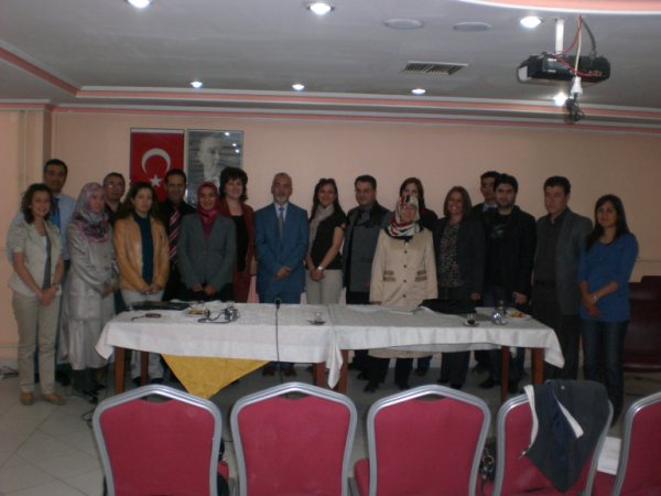 ÖRGÜTLÜLÜĞÜMÜZ BÜYÜYOR…
ÖRGÜTLÜLÜK ÇALIŞMASINA BİR HALKA DAHA EKLENDİ VE KONYA İL TEMSİLCİLİĞİMİZİ KURDUK

