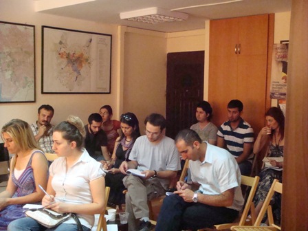 CUMHURİYET VE MUSTAFA KEMAL’İN İZLERİ İ. MELİH GÖKÇEK TARAFINDAN ANKARA’DAN TASFİYE EDİLİYOR.
