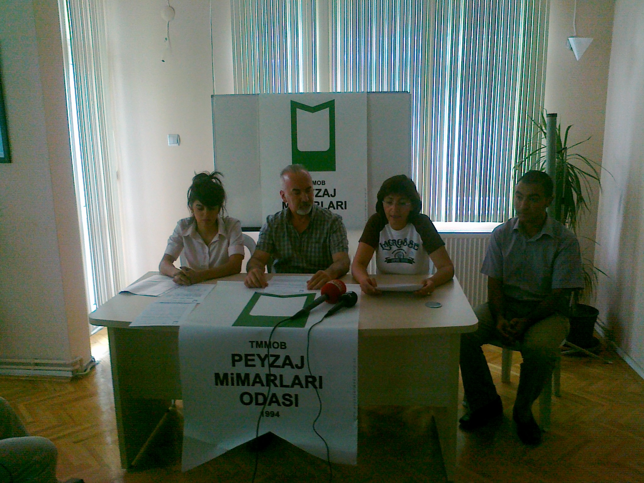 AKP MİTİNGİNE KATILMAK İSTEMEYEN ÜYEMİZ İŞTEN ATILMIŞTIR!!!