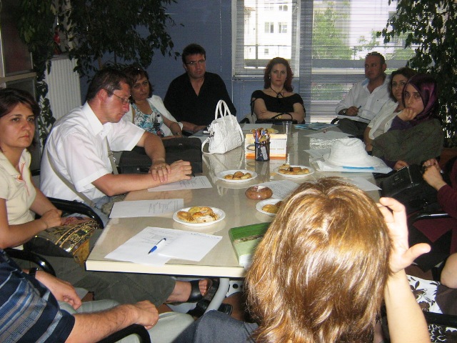 KAMUDA ÇALIŞAN ÜYELERİMİZLE BİRARAYA GELDİK