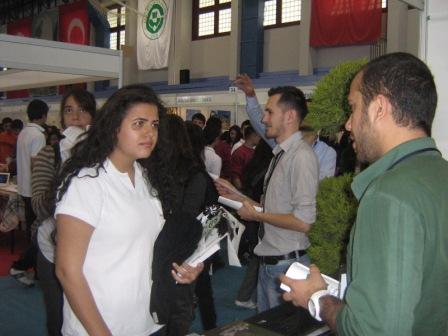 9. ÇUKUROVA YÜKSEK ÖĞRENİM TANITIM GÜNLERİNDE PEYZAJ MİMARLARI ODASI STANDI AÇILDI
