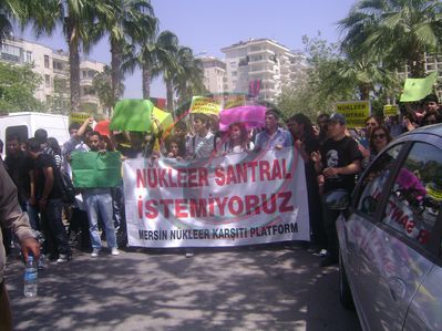 PMO MERSİN İL TEMSİLCİLİĞİ NÜKLEERE KARŞI İNSAN ZİNCİRİNDE