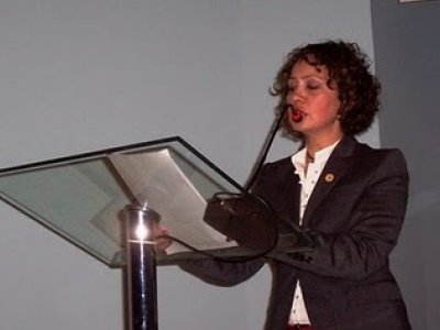 ARAMIZDAN AYRILIŞININ 1. YILINDA, HÜLYA YOLCUBAL`I SAYGIYLA ANIYORUZ
