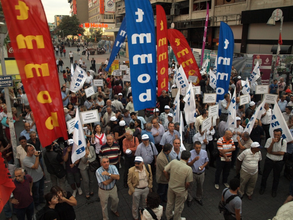 19 EYLÜL TMMOB MÜHENDİS, MİMAR VE ŞEHİR PLANCILARI DAYANIŞMA GÜNÜ” KUTLANDI